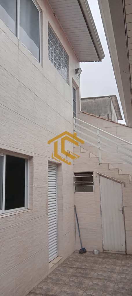 Casa em Praia Grande, no bairro Ocian