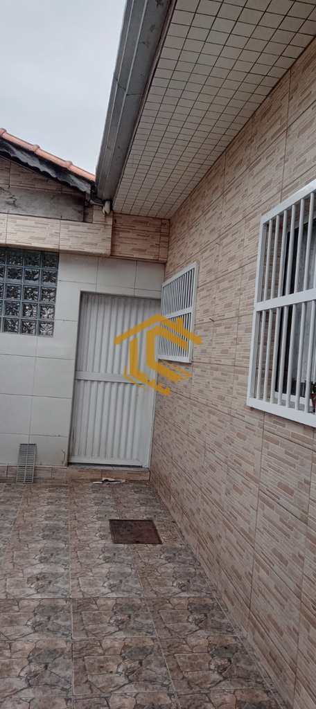 Casa em Praia Grande, no bairro Ocian