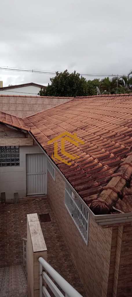 Casa em Praia Grande, no bairro Ocian