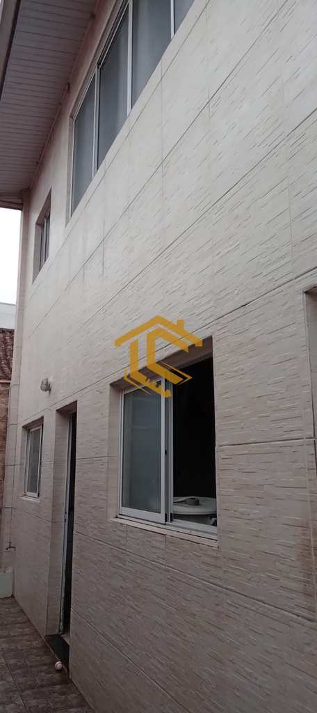 Casa em Praia Grande, no bairro Ocian