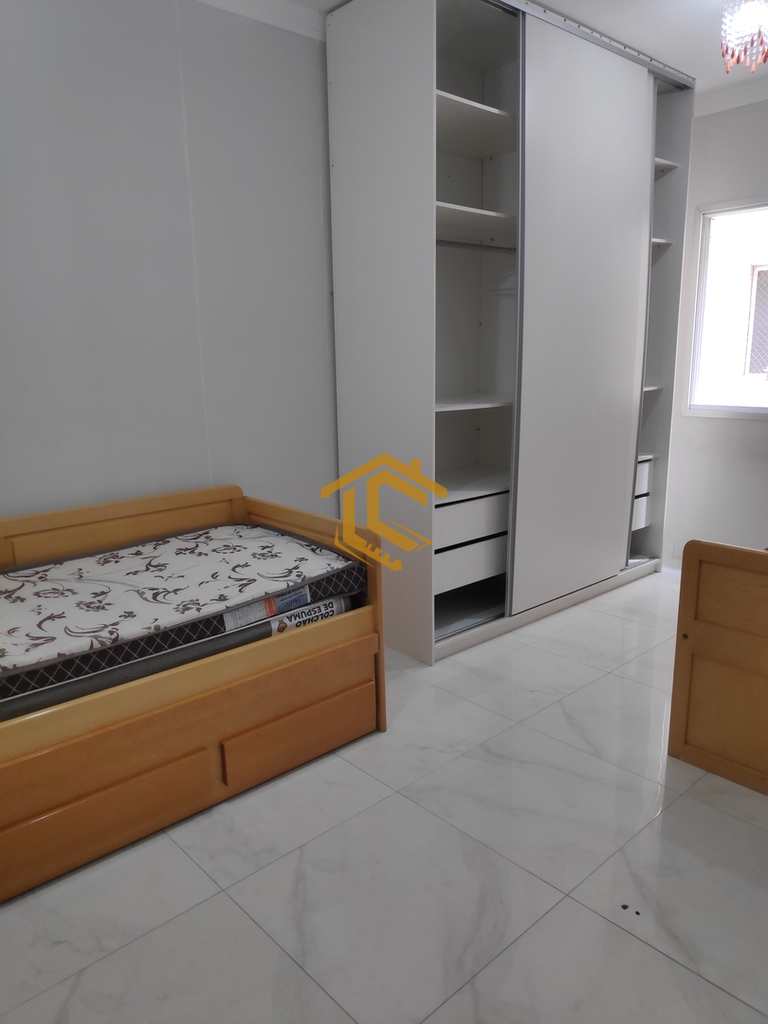 Apartamento em Praia Grande, no bairro Caiçara