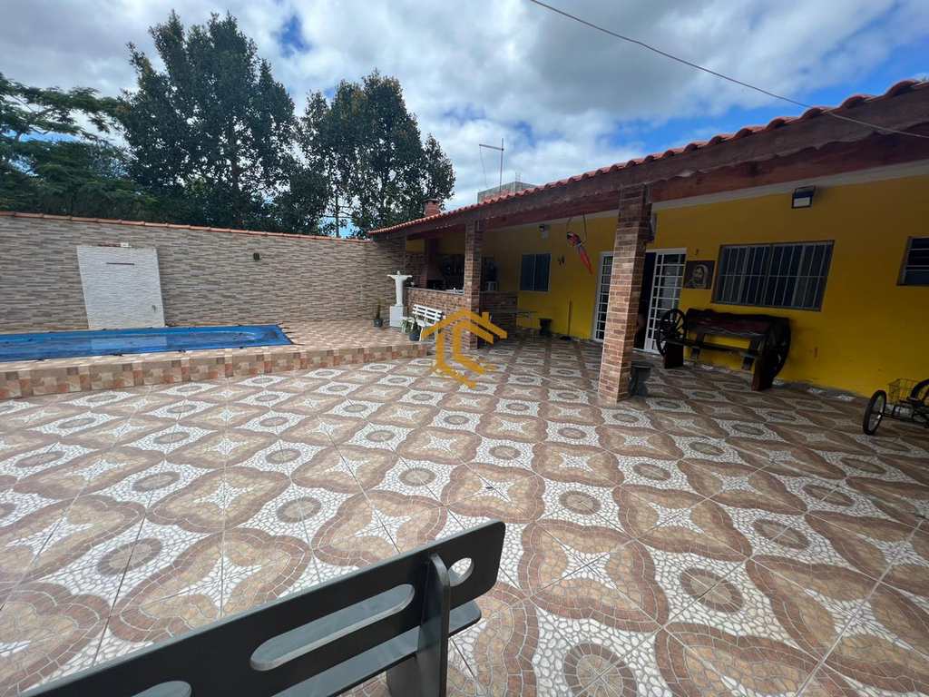 Casa em Itanhaém, no bairro Vila São Paulo
