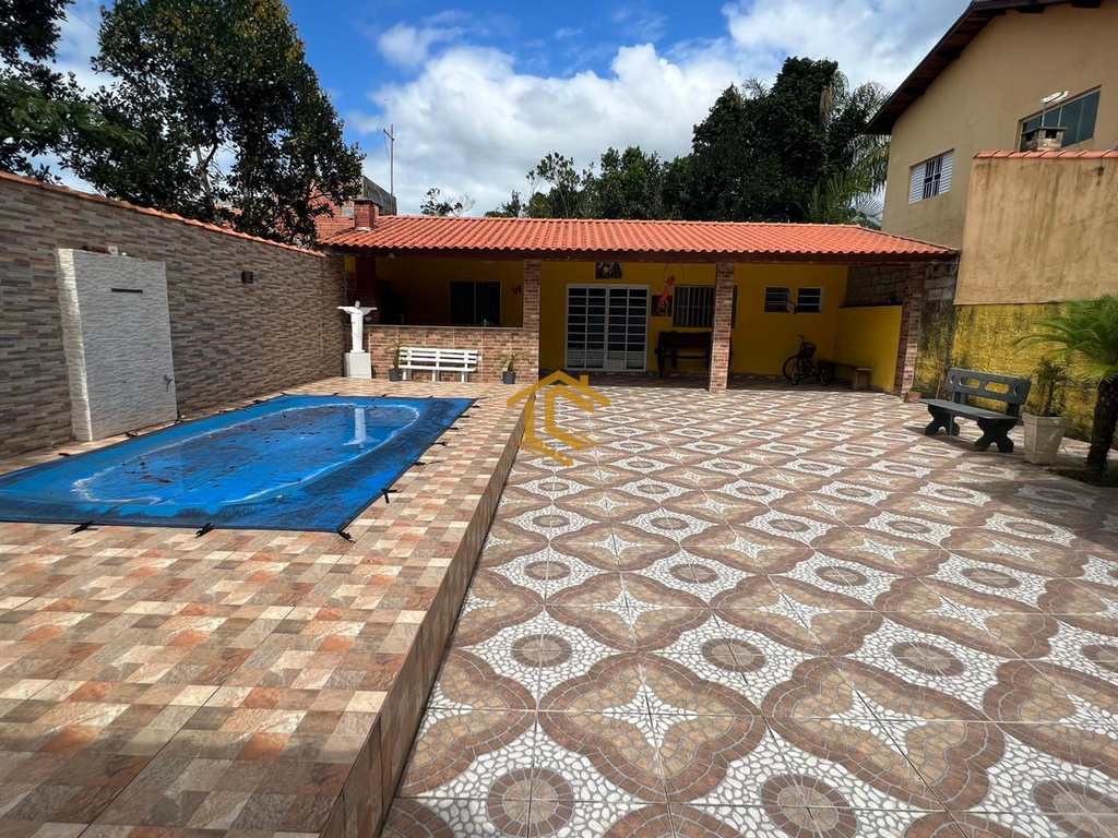 Casa em Itanhaém, no bairro Vila São Paulo