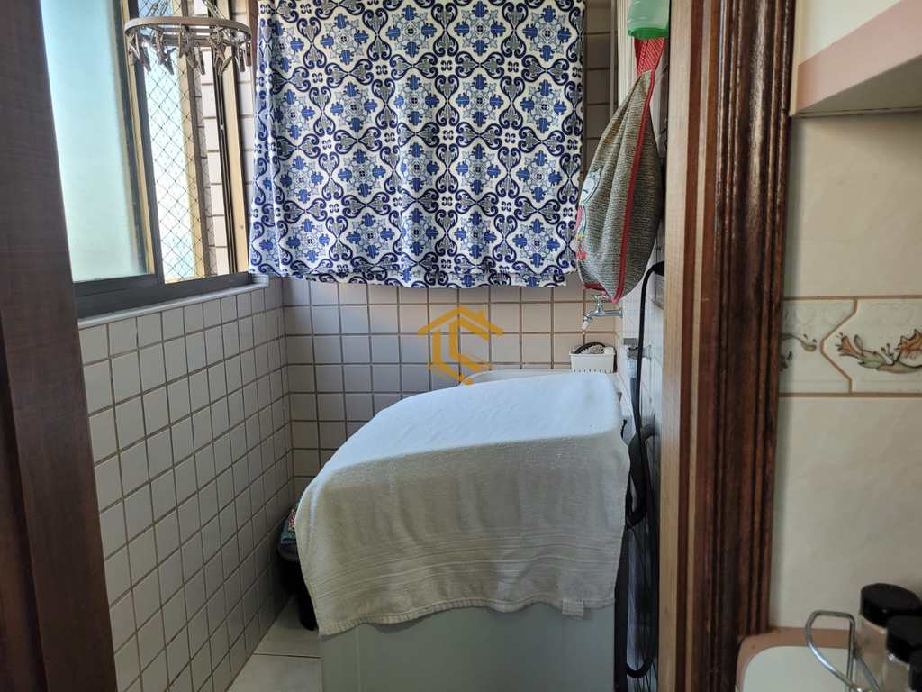 Apartamento em Praia Grande, no bairro Caiçara