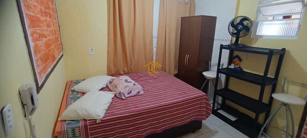 Kitnet em Praia Grande, no bairro Caiçara