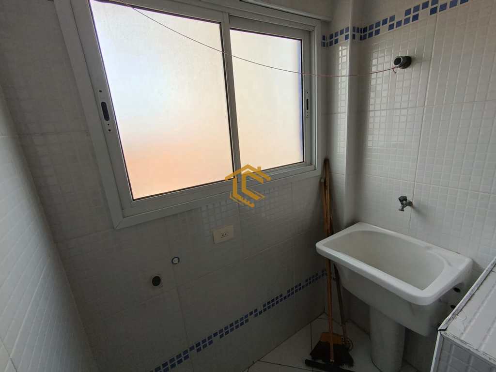 Apartamento em Praia Grande, no bairro Caiçara