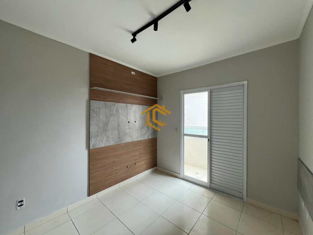 Apartamento em Praia Grande, no bairro Caiçara
