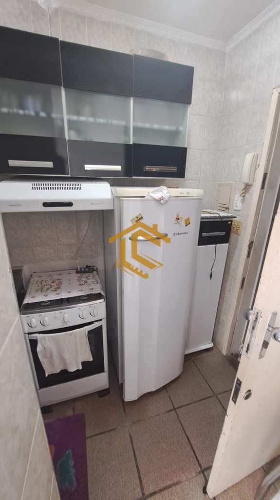 Kitnet em Praia Grande, no bairro Ocian