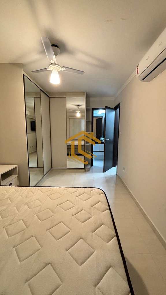 Apartamento em Praia Grande, no bairro Caiçara