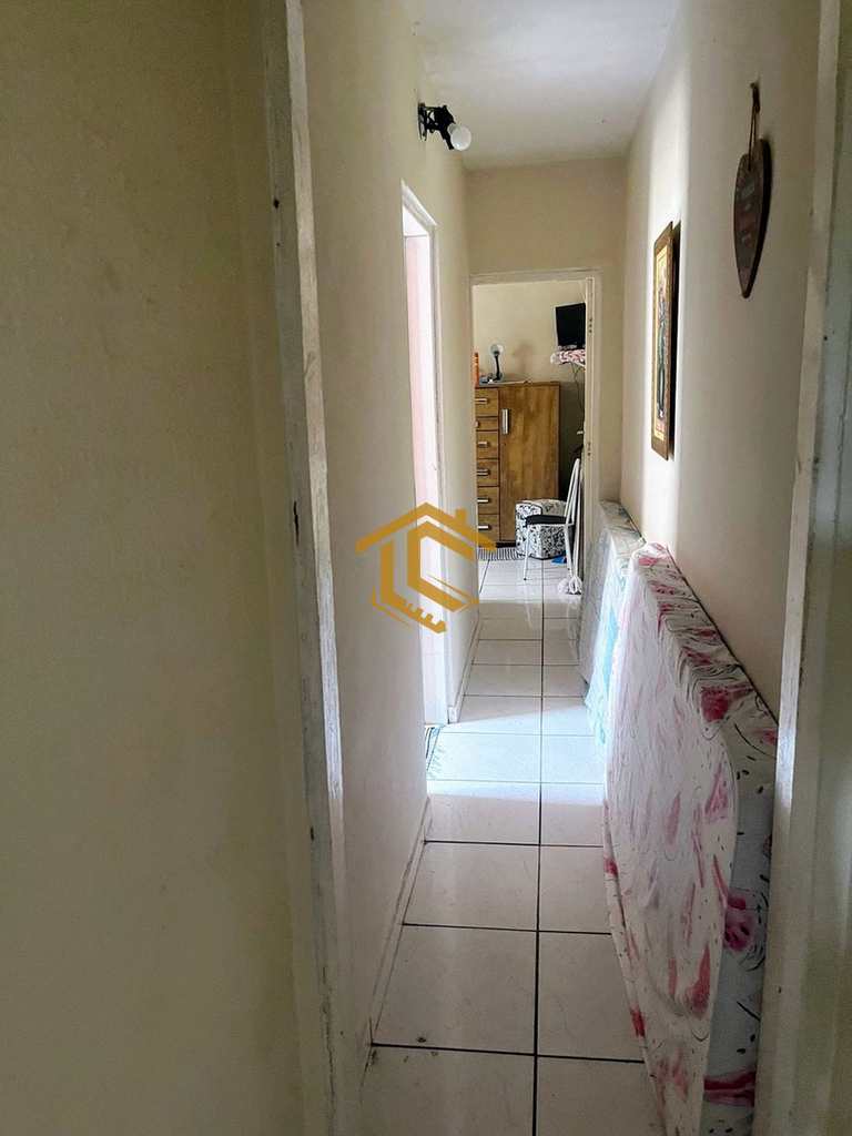 Casa em Praia Grande, no bairro Caiçara