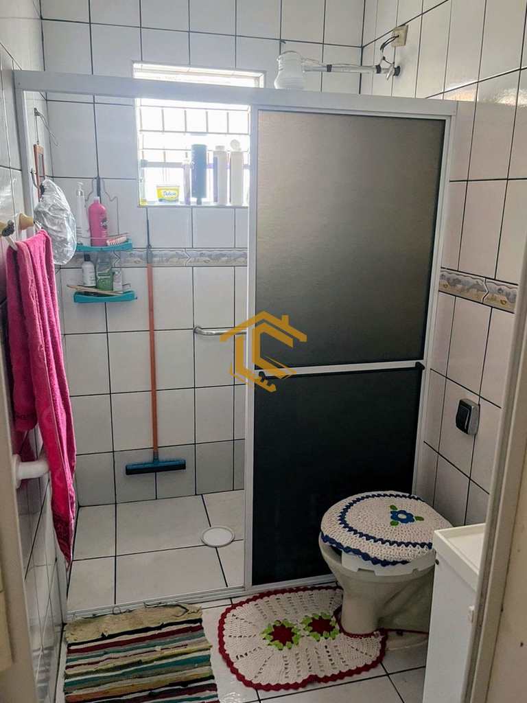 Casa em Praia Grande, no bairro Caiçara