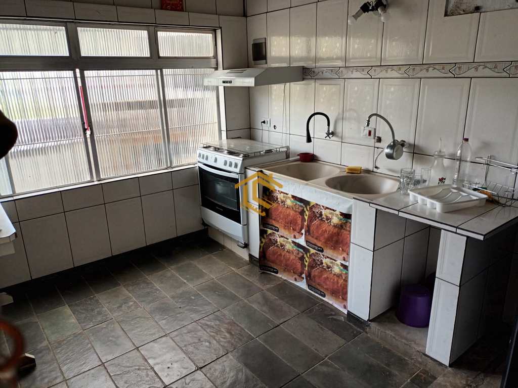 Casa em Cotia, no bairro Jardim Barbacena