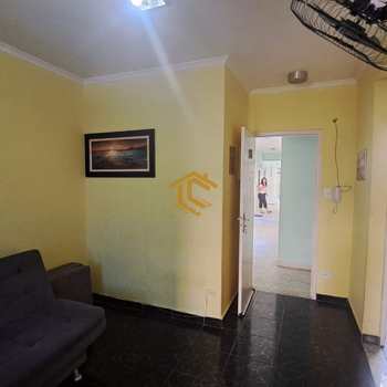 Apartamento em Praia Grande, bairro Caiçara
