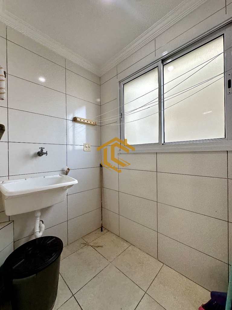Apartamento em Praia Grande, no bairro Mirim