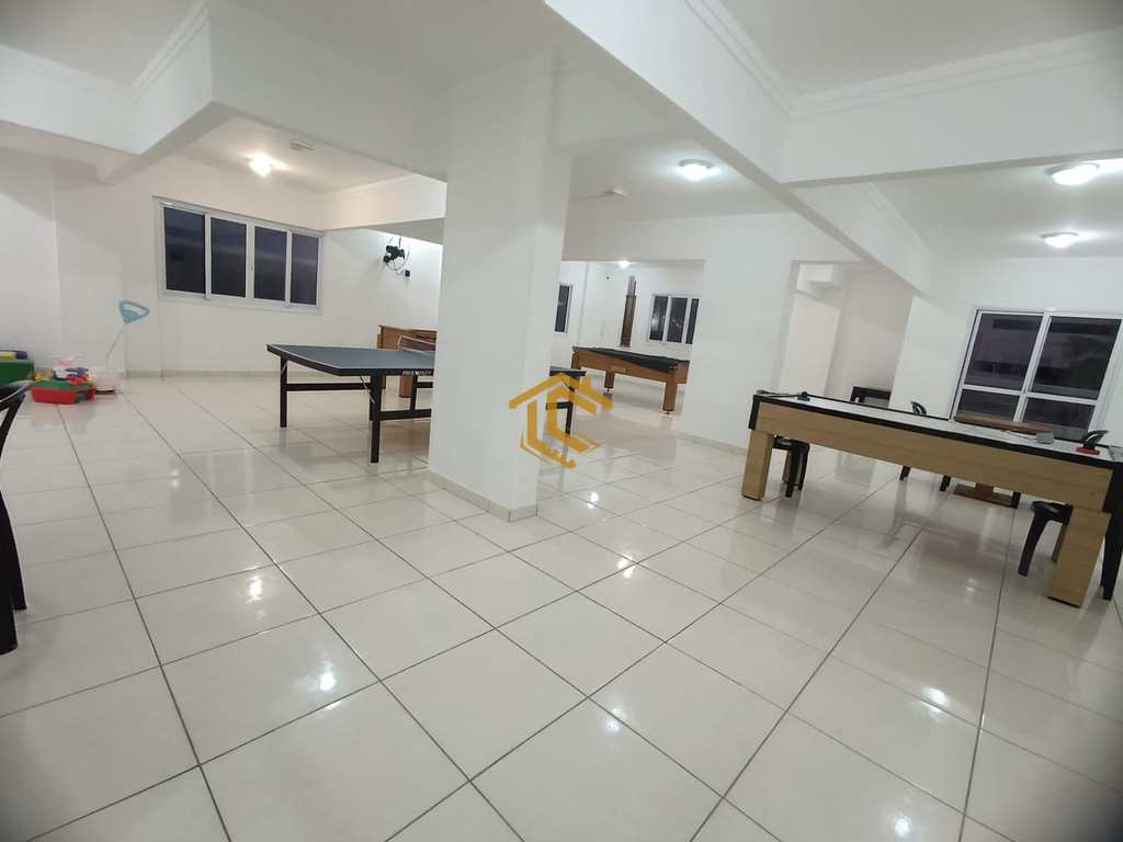 Apartamento em Praia Grande, no bairro Maracanã