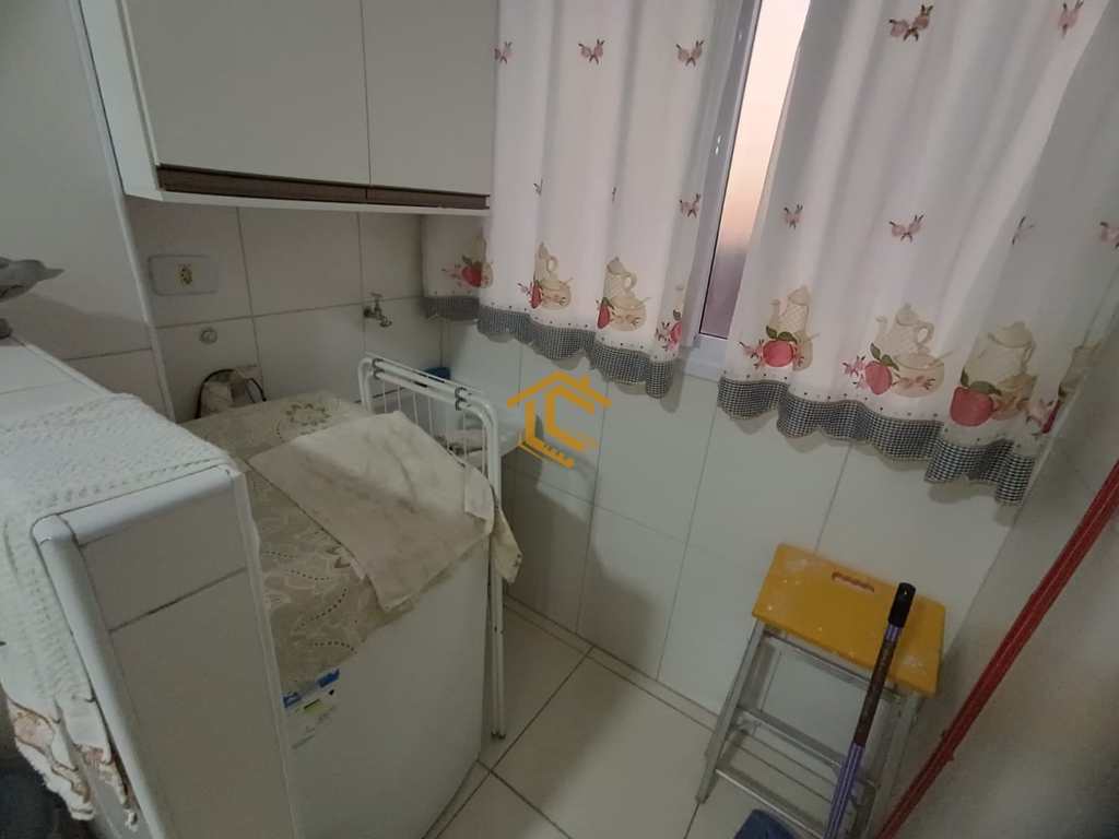 Apartamento em Praia Grande, no bairro Maracanã