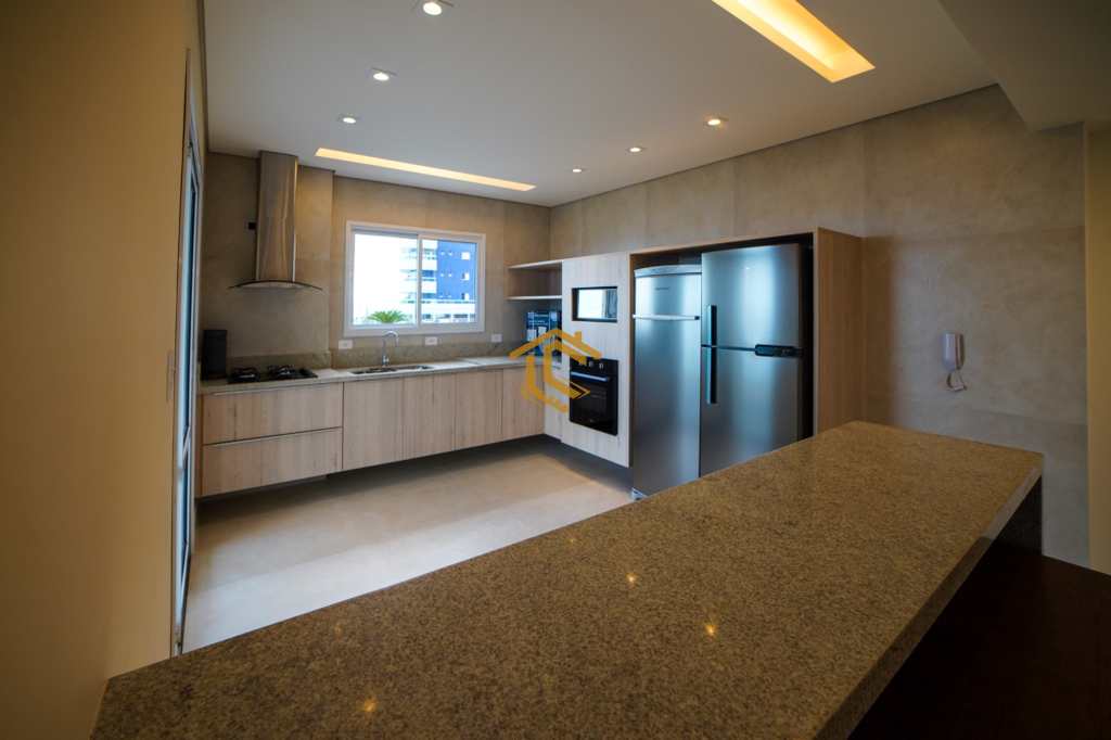 Apartamento em Praia Grande, no bairro Caiçara