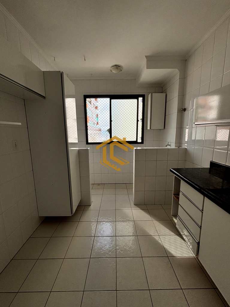 Apartamento em Praia Grande, no bairro Real
