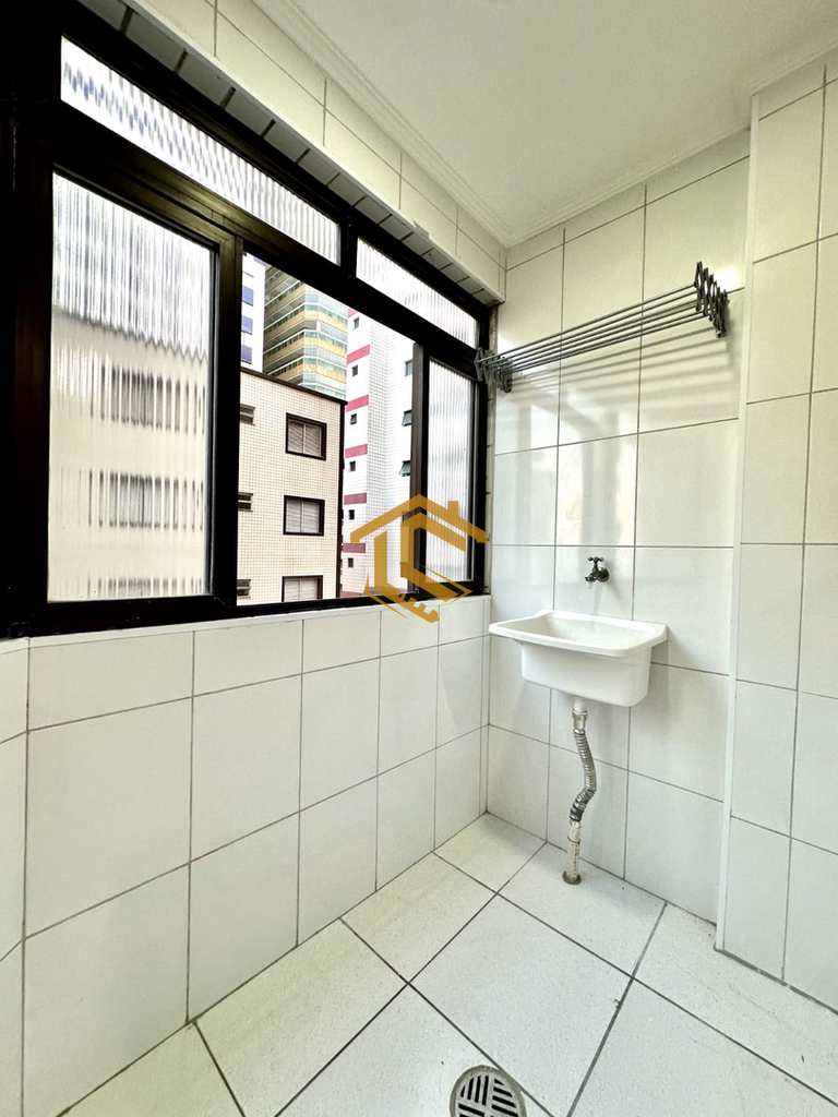 Apartamento em Praia Grande, no bairro Ocian
