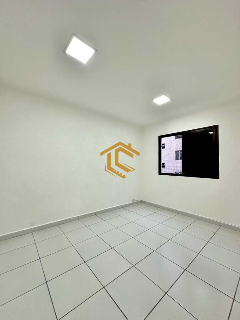 Apartamento em Praia Grande, no bairro Ocian