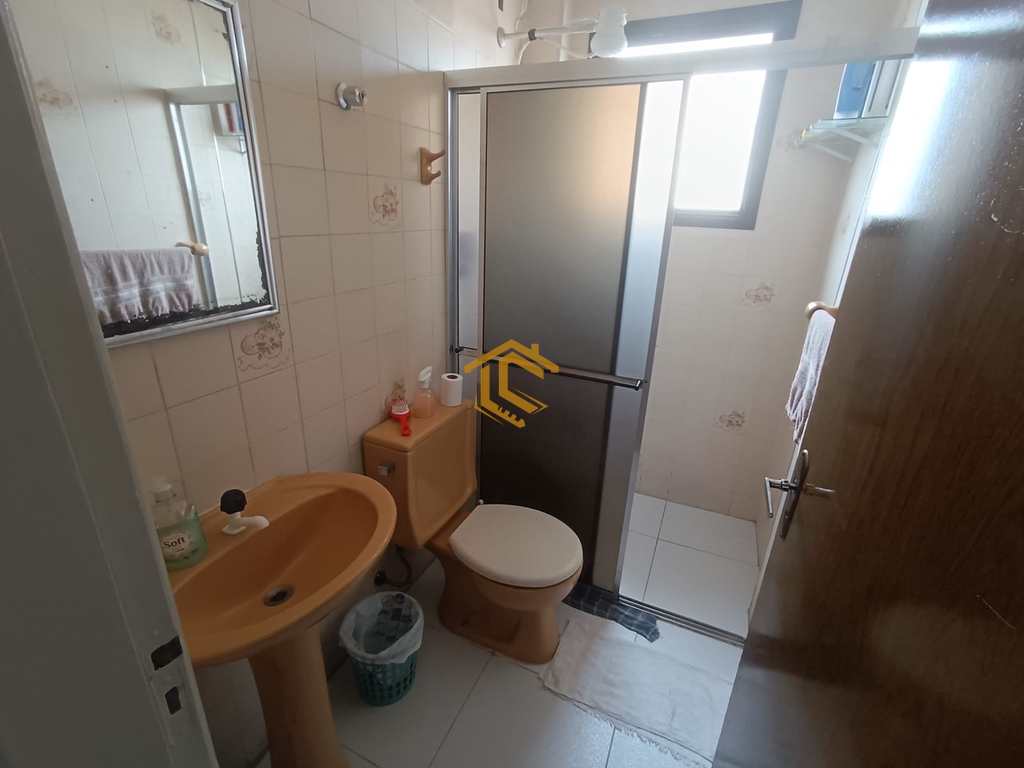 Apartamento em Praia Grande, no bairro Caiçara
