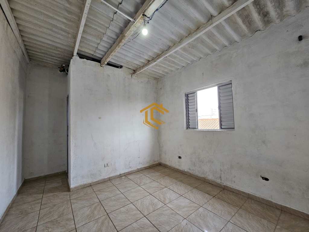 Casa em Praia Grande, no bairro Anhanguera