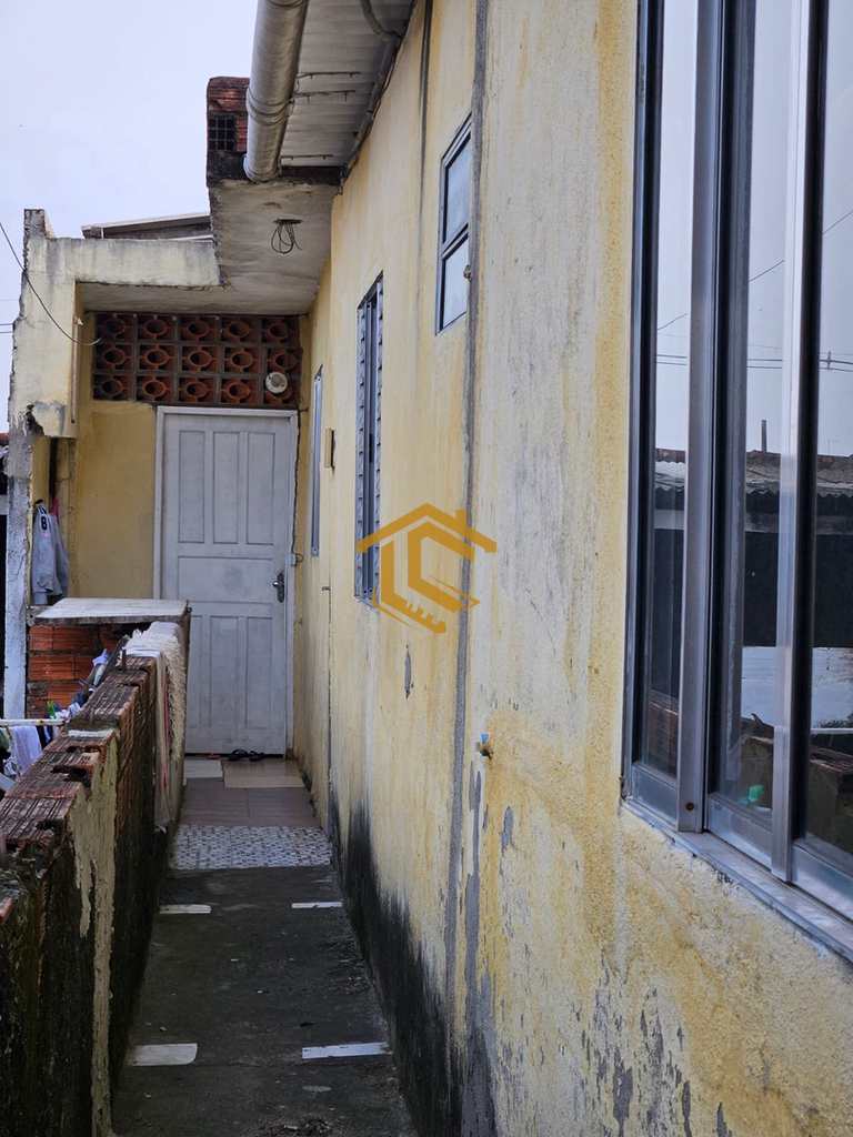 Casa em Praia Grande, no bairro Anhanguera