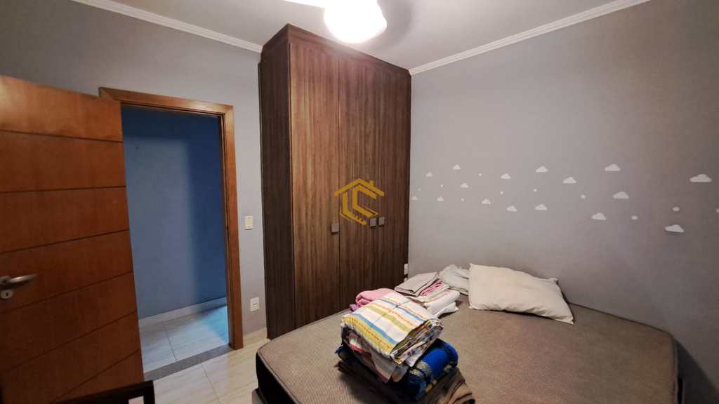 Apartamento em Praia Grande, no bairro Caiçara