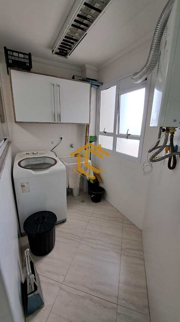 Apartamento em Praia Grande, no bairro Caiçara