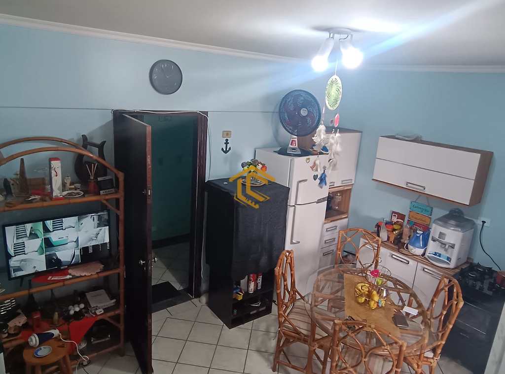 Kitnet em Praia Grande, no bairro Maracanã