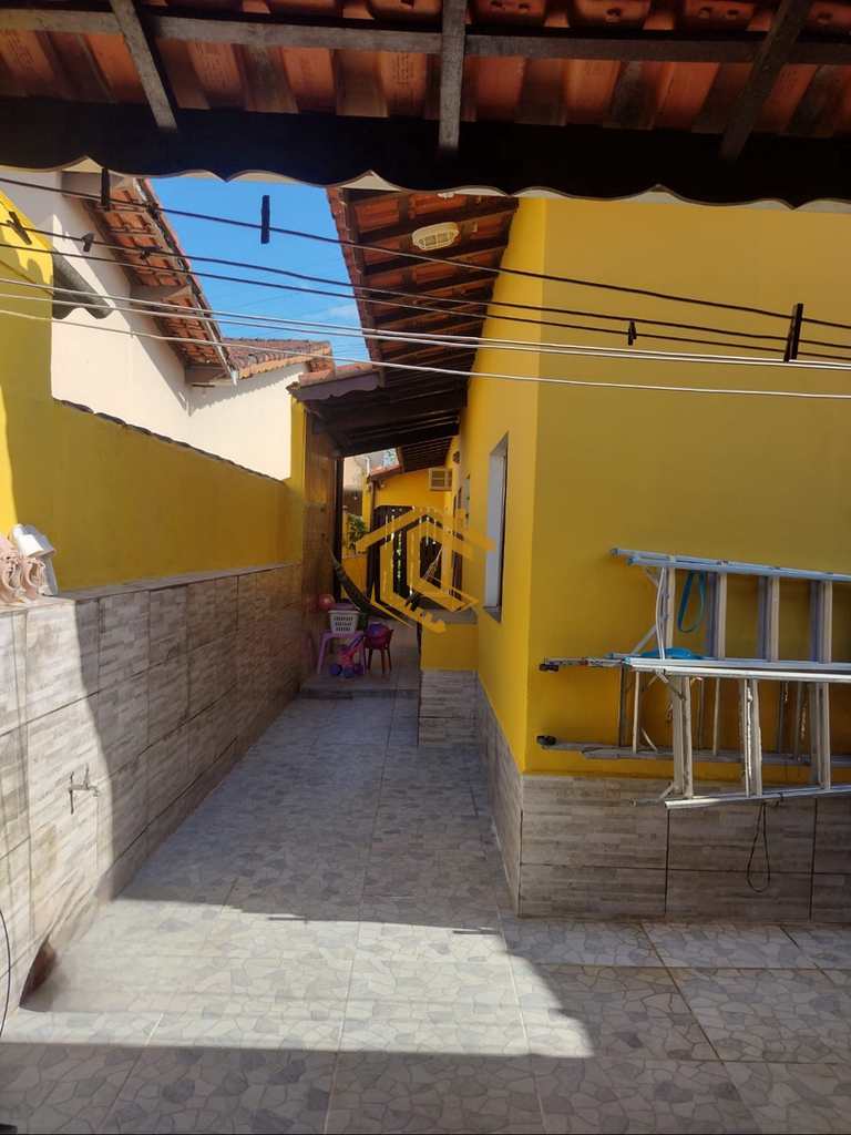 Casa em Mongaguá, no bairro Balneário América