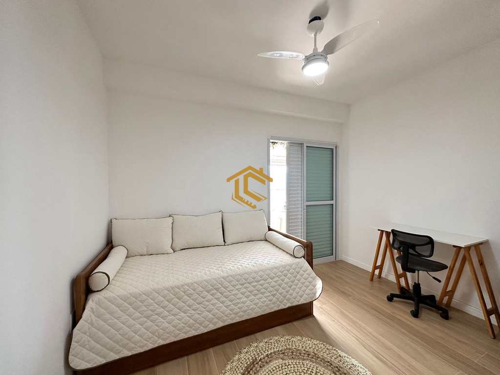 Apartamento em Praia Grande, no bairro Caiçara