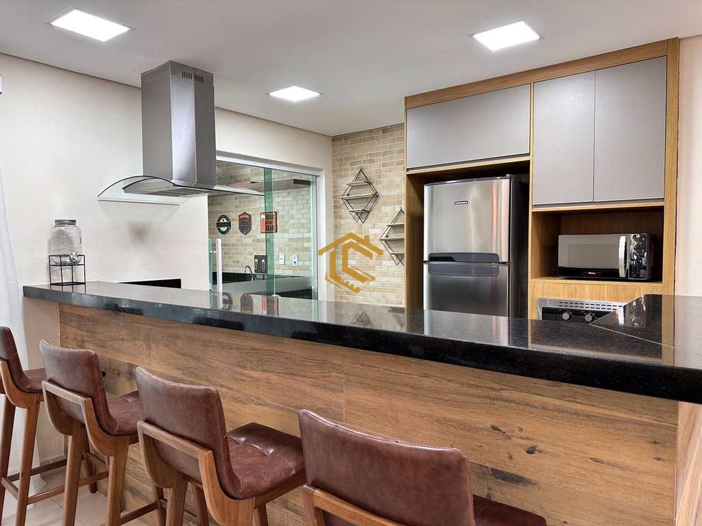 Apartamento em Praia Grande, no bairro Caiçara
