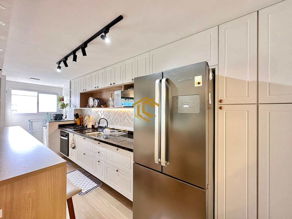 Apartamento em Praia Grande, no bairro Caiçara