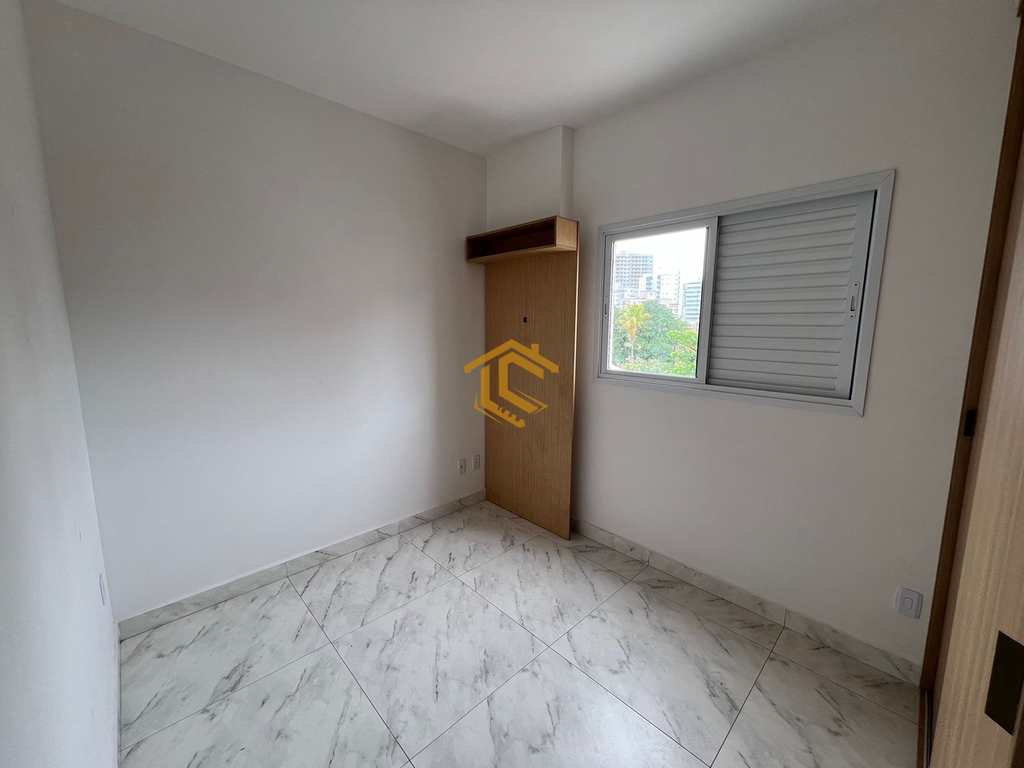 Apartamento em Praia Grande, no bairro Caiçara