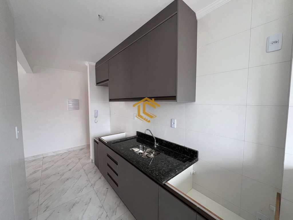 Apartamento em Praia Grande, no bairro Caiçara