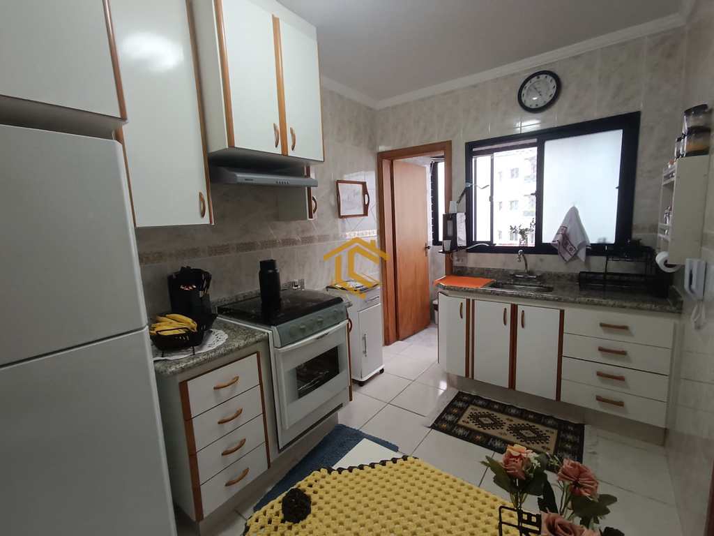 Apartamento em Praia Grande, no bairro Caiçara