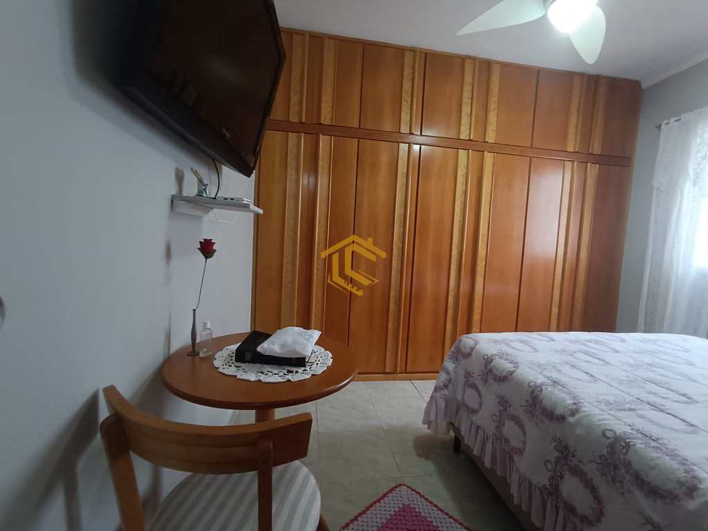 Apartamento em Praia Grande, no bairro Caiçara