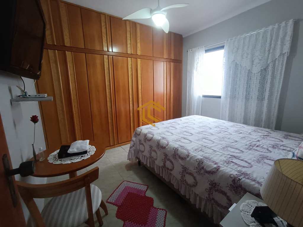 Apartamento em Praia Grande, no bairro Caiçara