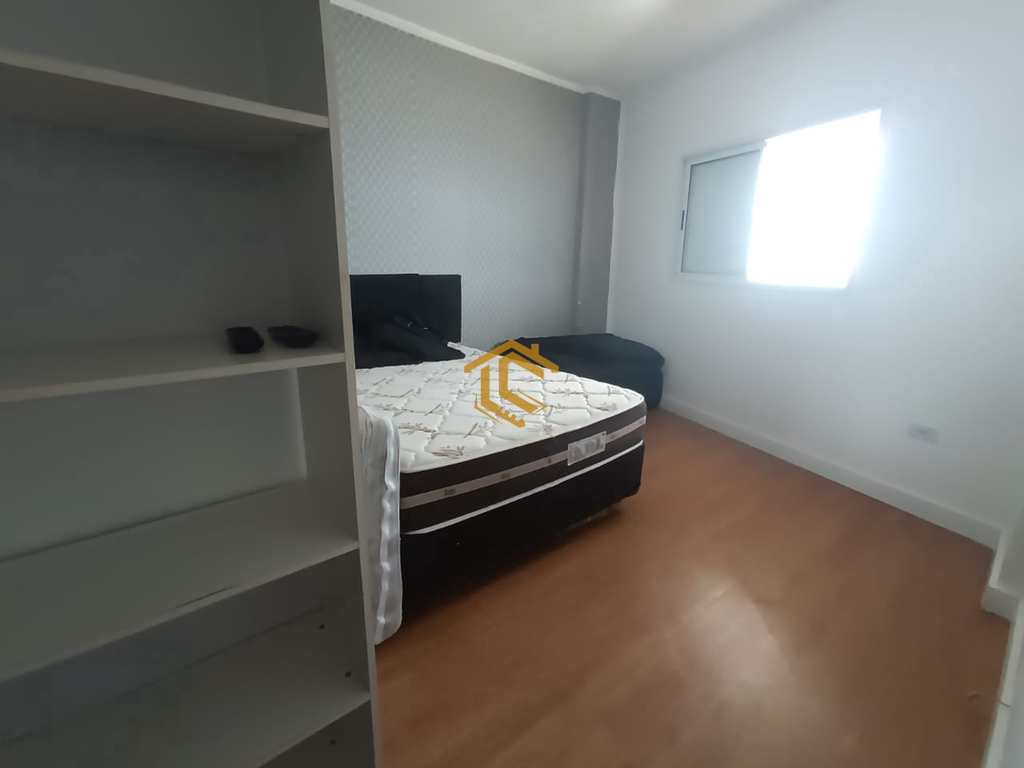 Apartamento em Praia Grande, no bairro Caiçara