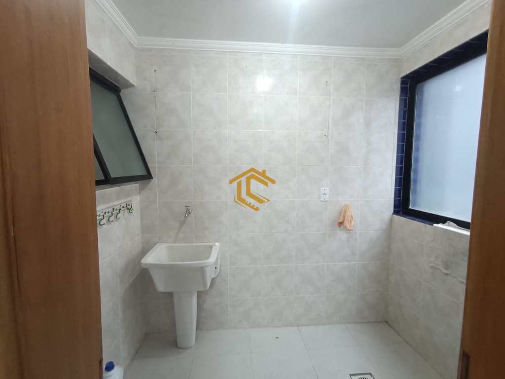 Apartamento em Praia Grande, no bairro Caiçara