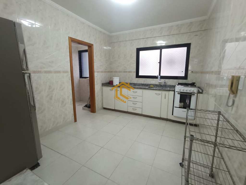 Apartamento em Praia Grande, no bairro Caiçara