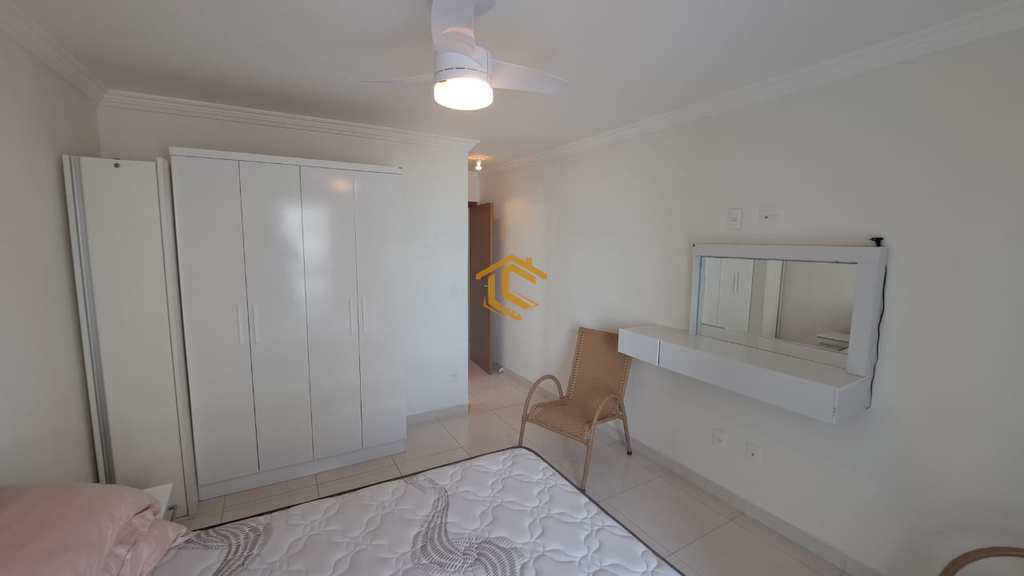 Apartamento em Praia Grande, no bairro Caiçara