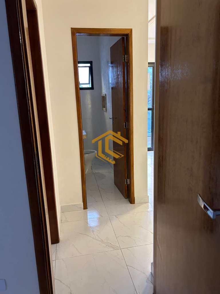 Casa de Condomínio em Praia Grande, no bairro Tupi