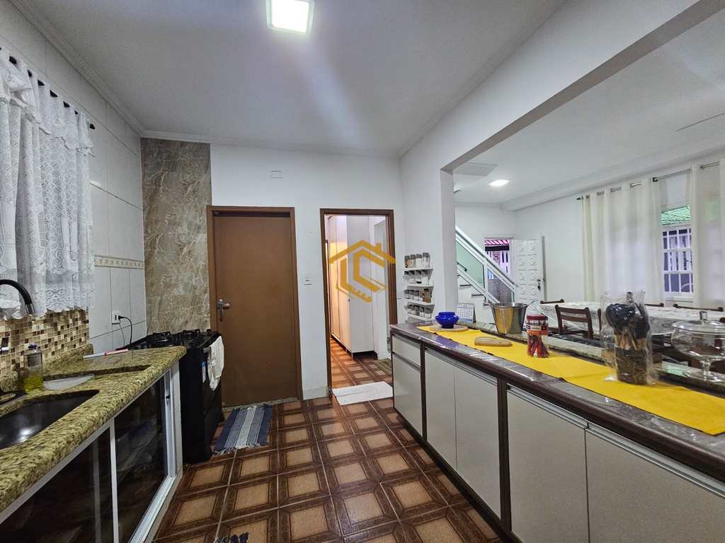 Casa em Praia Grande, no bairro Ocian