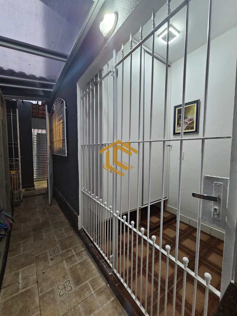 Casa em Praia Grande, no bairro Ocian