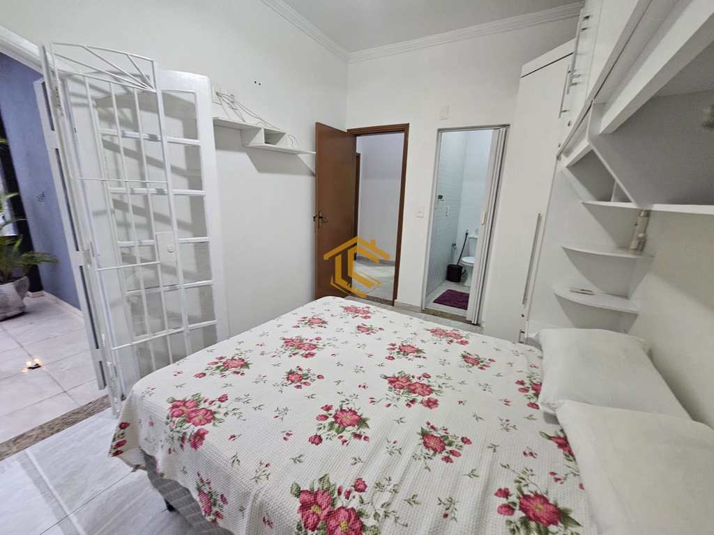 Casa em Praia Grande, no bairro Ocian