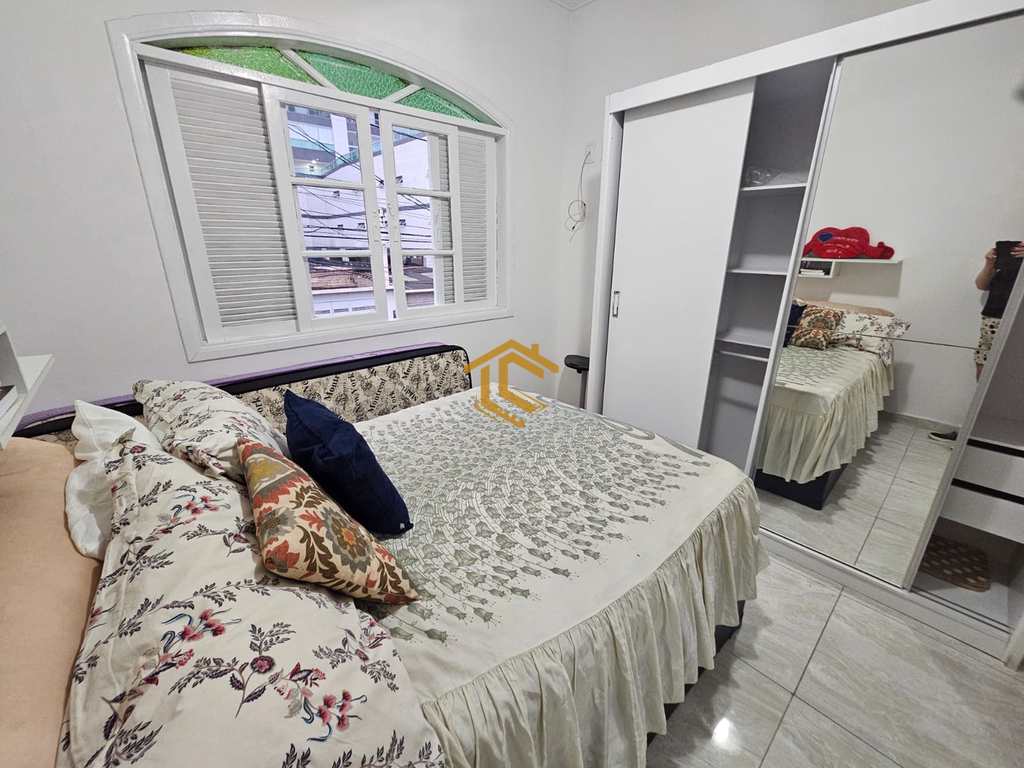 Casa em Praia Grande, no bairro Ocian