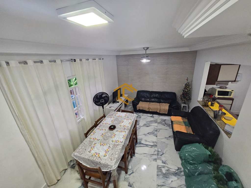 Casa em Praia Grande, no bairro Ocian