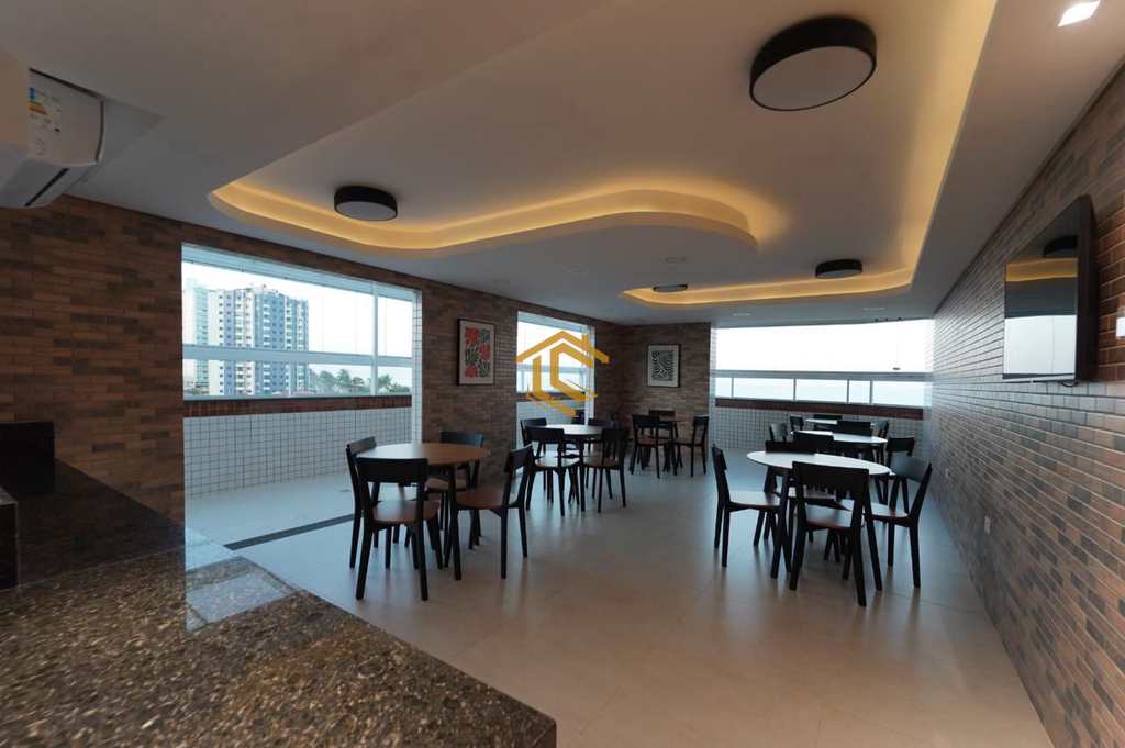 Apartamento em Praia Grande, no bairro Real